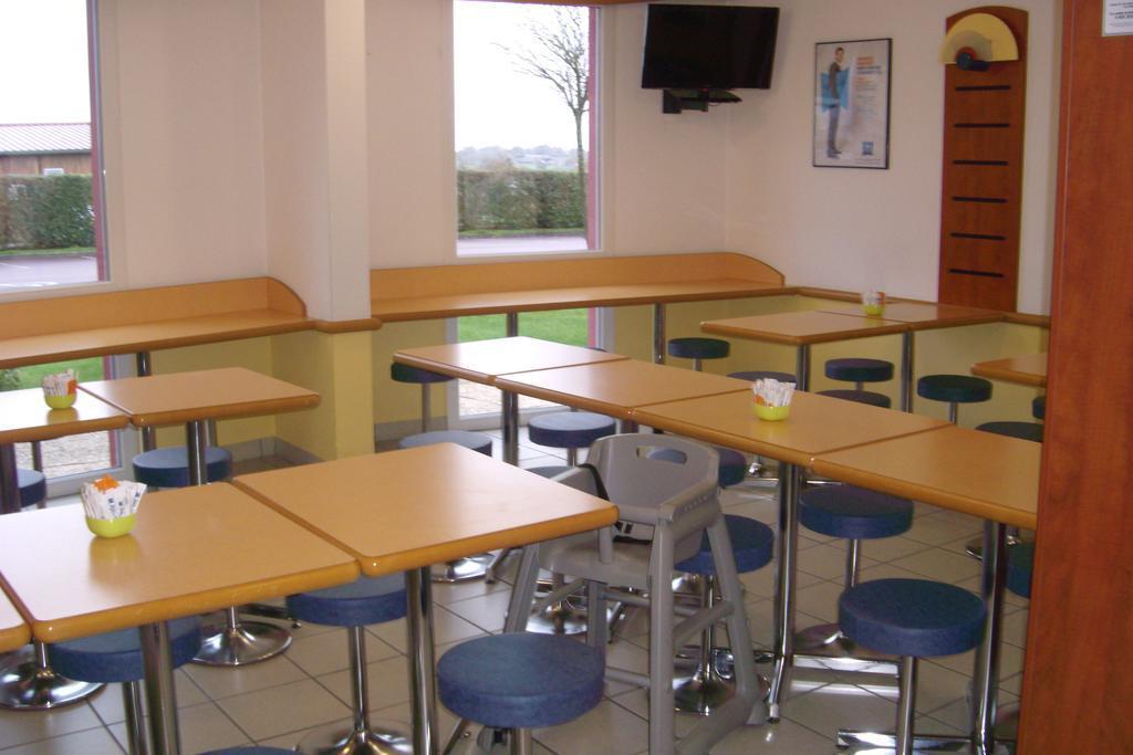 Ibis Budget Coutances Exterior photo
